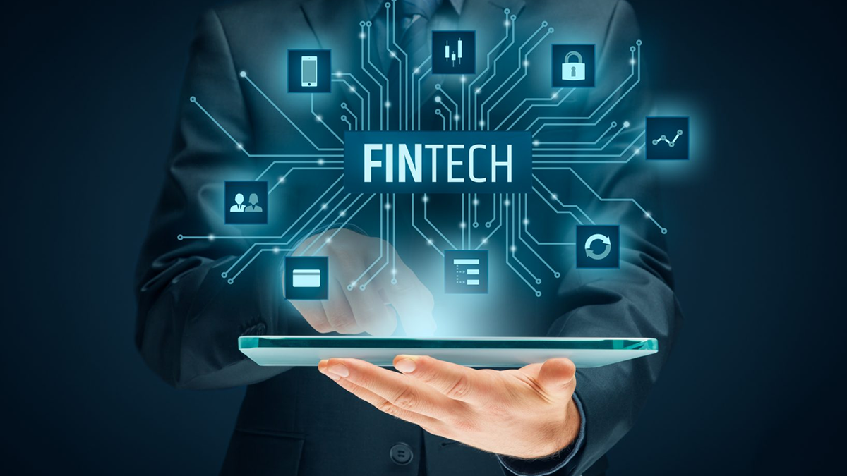 You are currently viewing The Future of Banking: AI, Blockchain, and IT Innovations in FinTech